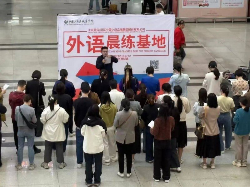何洁承认修图是怎么回事？何洁为什么承认修图？何洁承认修图具体详情